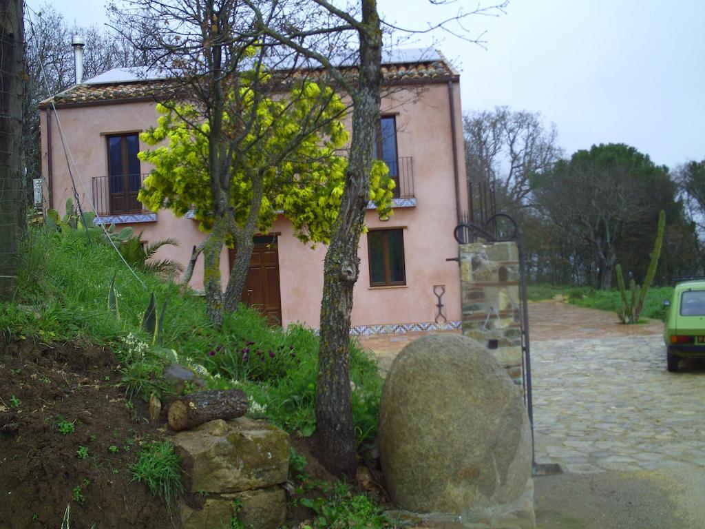 Agriturismo San Pietro Gangi Exterior foto